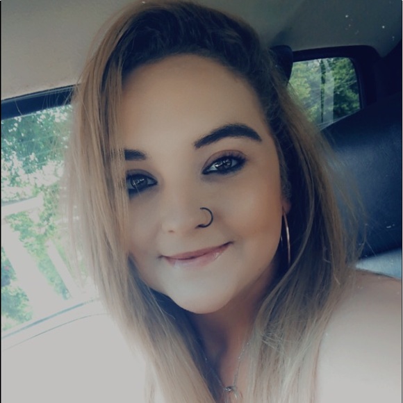 Meet your Posher, Morgan - Picture 1 of 1